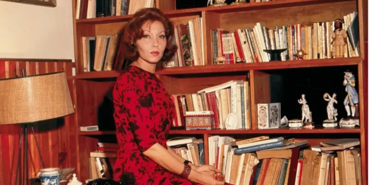 Frase do dia por Clarice Lispector: “Passei a vida tentando corrigir os erros que cometi na minha ânsia de acertar”
