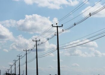 Brasil aparece entre os países com energia mais cara em estudo que compara 138 nações