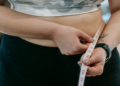 A gordura que desaparece durante o emagrecimento sai do corpo de um jeito surpreendente