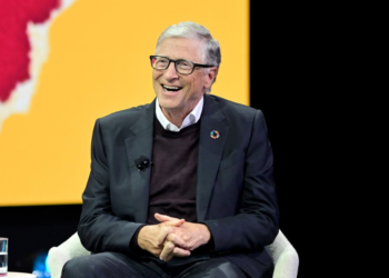 Bill Gates levanta polêmica com lista de profissões que serão substituídas pela IA em pouco tempo