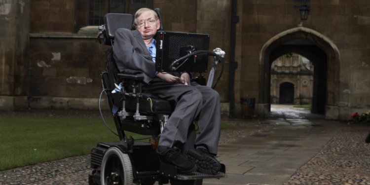 Frase do dia por Stephen Hawking: “Não importa quanto a vida possa ser ruim, sempre existe algo que você pode fazer, e triunfar. Enquanto há vida, há esperança”