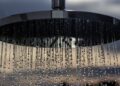 Eletricista alerta para o erro na instalação de chuveiros potentes que pode sobrecarregar a rede