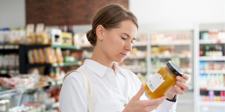 Estudo encontra relação entre oito conservantes alimentares comuns e o aumento da pressão alta