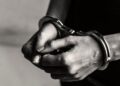 Prêmio de US$ 167,3 milhões não impediu homem de voltar à prisão pela quinta vez