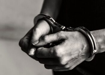Prêmio de US$ 167,3 milhões não impediu homem de voltar à prisão pela quinta vez