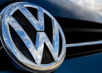Funcionários demitidos da Volkswagen podem ajudar a criar carro elétrico feito no México