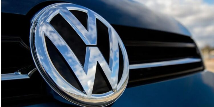 Funcionários demitidos da Volkswagen podem ajudar a criar carro elétrico feito no México