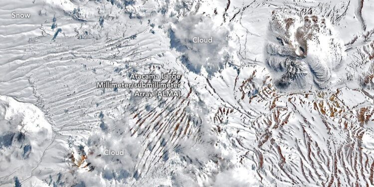 Deserto do Atacama é coberto por neve em uma das maiores áreas já atingidas pelo fenômeno