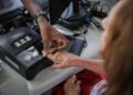 Aposentados e pensionistas precisam ficar atentos à nova exigência de biometria do INSS
