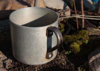 Caneca alumínio ganha espaço merenda