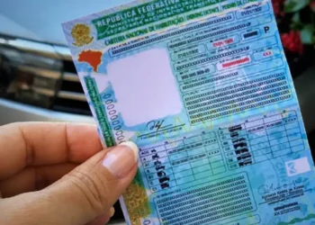 Quem quer tirar a CNH pode gastar menos com novas regras que mudaram as exigências para motoristas