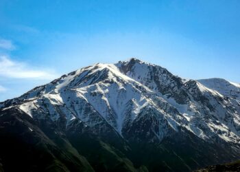 Desenho gigante encontrado andes possui