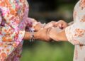 Formigamento mãos várias causas sinal
