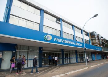 Maioria brasileiros quer aposentar poucos