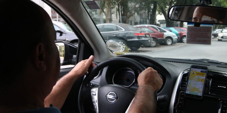 Motoristas aplicativo taxistas ganham novas