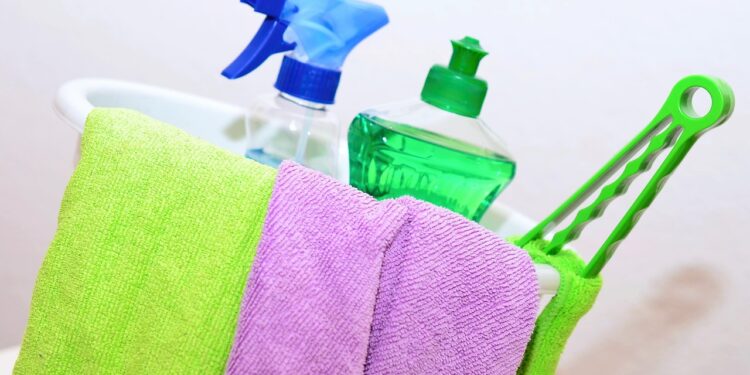 Truque misturar produtos limpeza viralizou