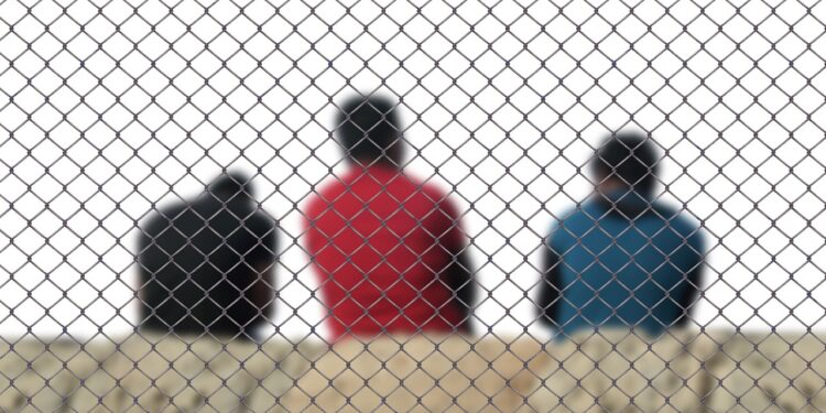 Deporta mil operação imigrantes