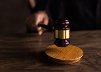 Quase R$ 100 mil são movimentados após furto de celular e banco acaba condenado