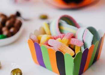 Alimentos comuns da dieta podem acelerar o envelhecimento por causa de um processo que afeta o colágeno