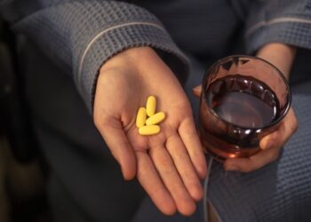 Anvisa proíbe produtos que prometem emagrecimento e alerta consumidores sobre o risco de uso