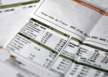 Necessário trocar titularidade conta energia