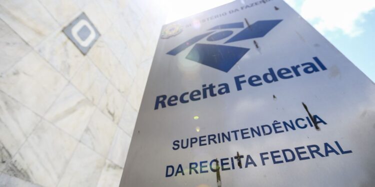Receita federal libera consulta lote