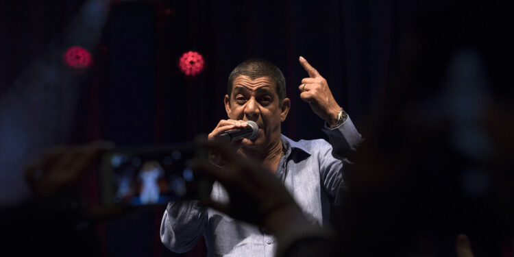 Zeca pagodinho conseguiu entrar próprio