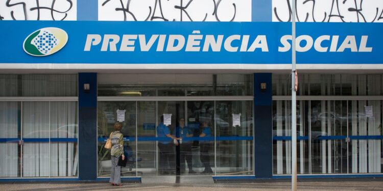 Beneficiários inss precisam correr cadastrar
