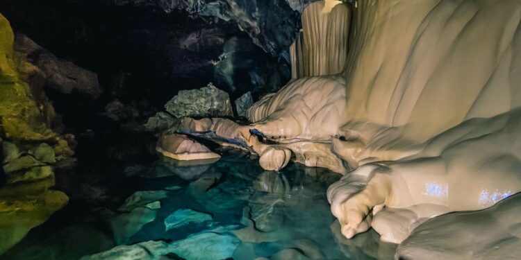 Caverna ficou isolada mil preservou