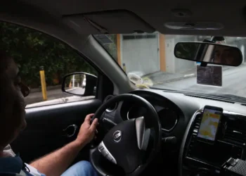 Novo direito para motoristas com 60 anos ou mais começa a valer e pode facilitar procedimentos da CNH