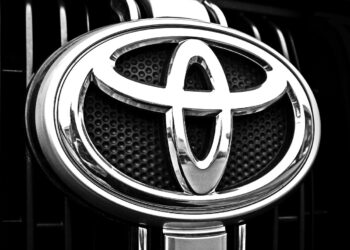 Novo toyota corolla híbrido chegar