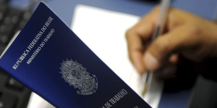Pedido demissão outubro elimina direito