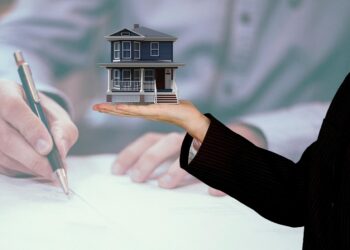Proprietário pedir aumento aluguel três