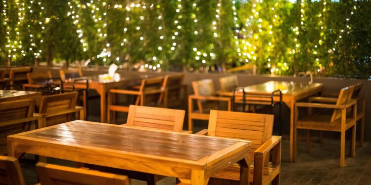 Restaurante impõe consumo mínimo liberar
