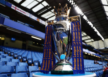 Treinador brasileiro acerta com gigante da Premier League