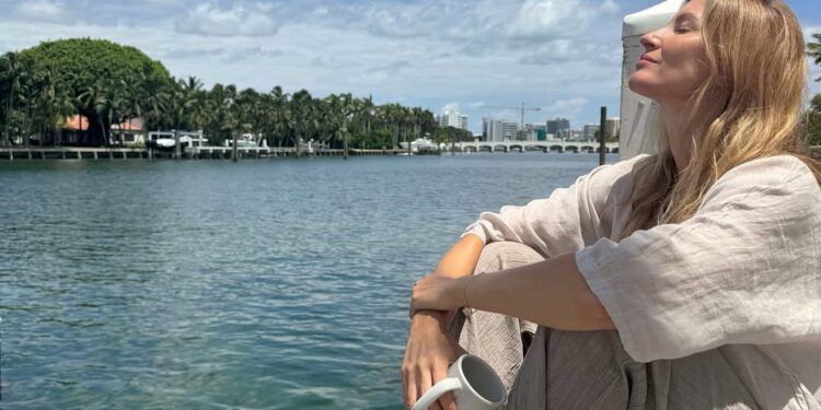 Gisele Bündchen revela o ritual que segura sua vontade de comer açúcar