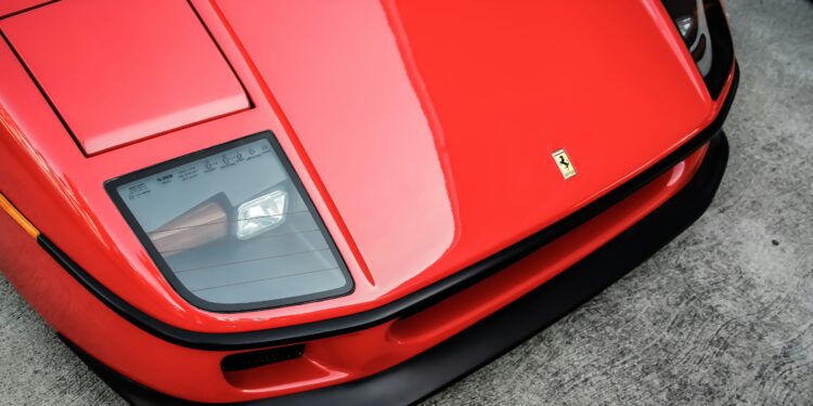 Sheik árabe, dono da Ferrari, fechou a compra de time brasileiro por R$ 1 bilhão