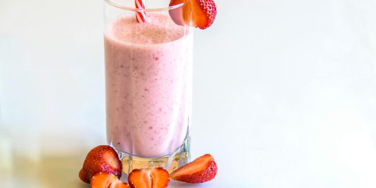 Jamais combine o Whey Protein com essa bebida