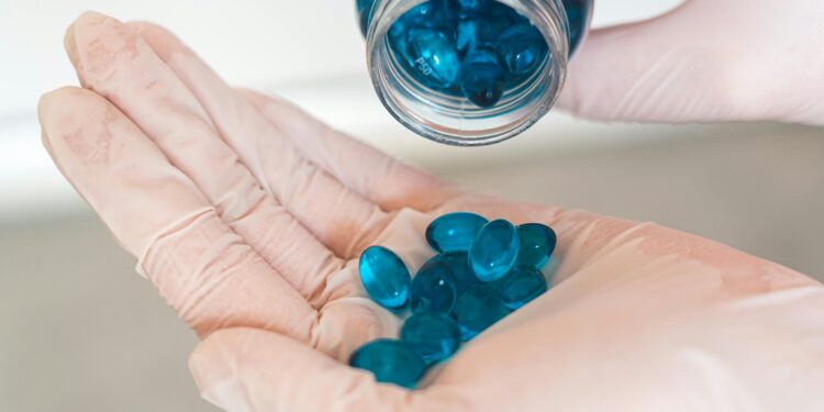 Governo anuncia lista de 1.500 medicamentos que serão expirados no Brasil