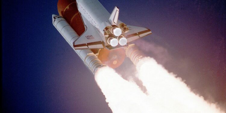 Maior que 150 Maracanãs, nova nave espacial gigantesca levará milhares de pessoas para fora da Terra