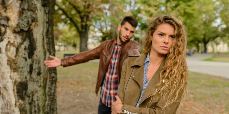 Ciência explica: o que significa soltar um pum perto do namorado/a?