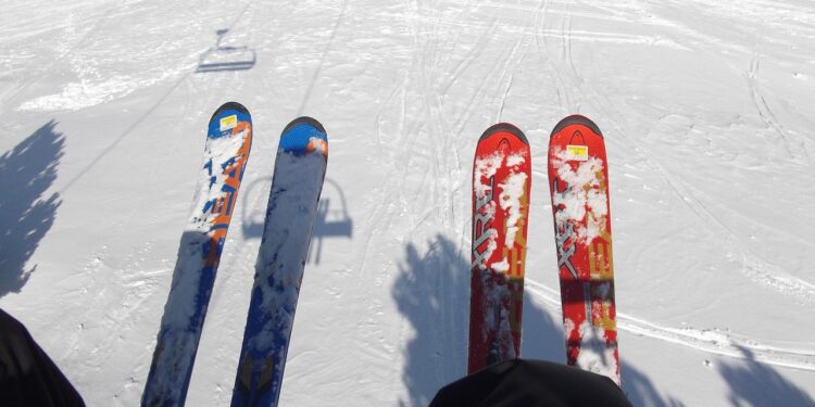 Quer esquiar na neve? Veja os destinos mais procurados por brasileiros na América do Sul