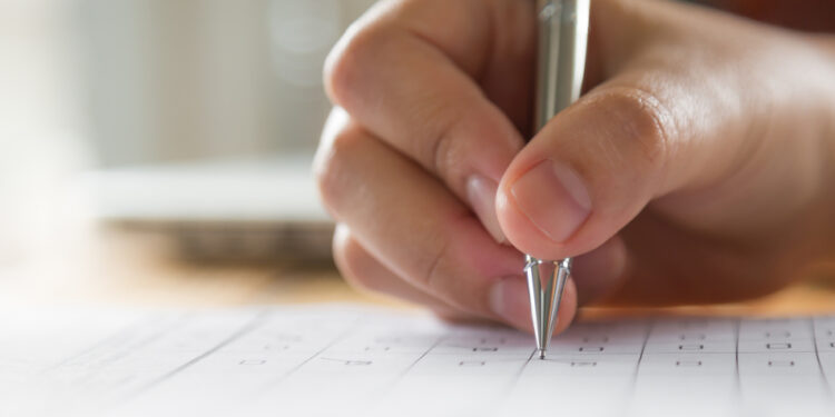 Voluntários no Enem receberão diárias de quase R$ 900