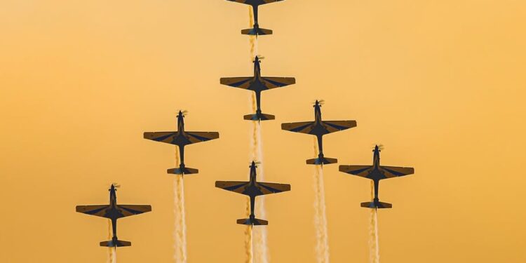 FAB vai realizar tiros em alto-mar e ninguém poderá se aproximar da região