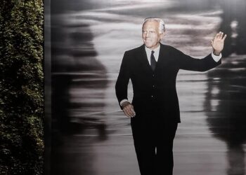 Carta deixada por Giorgio Armani antes de morrer será aberta e promete surpreender o mundo; veja o que está em jogo