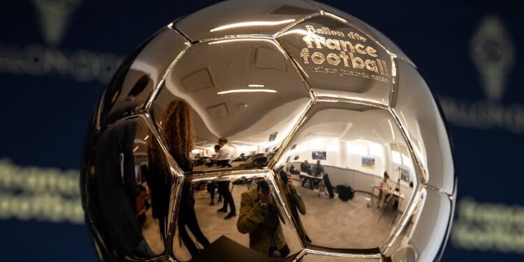 Bola de Ouro: 2 brasileiros podem conquistar o prêmio hoje