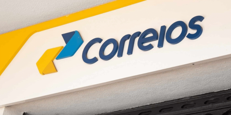 Correios será privatizado no Brasil? Veja o que está em jogo
