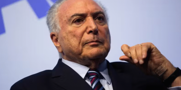 Michel Temer se antecipa e vai ajudar Bolsonaro a deixar a prisão