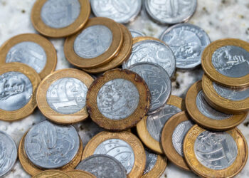 Moedas de R$ 1 fabricadas em 2016 estão custando o preço de uma moto