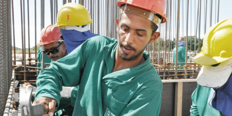 Nova fraude em benefício do Governo pega trabalhadores de surpresa